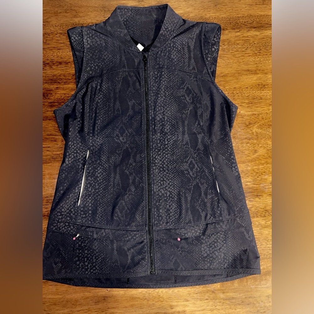 Lululemon light speed snake print reflective vest